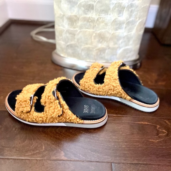 Jane Shoe Faux Shearling Buckled Strap Slide Sandals - Picture 4 of 10